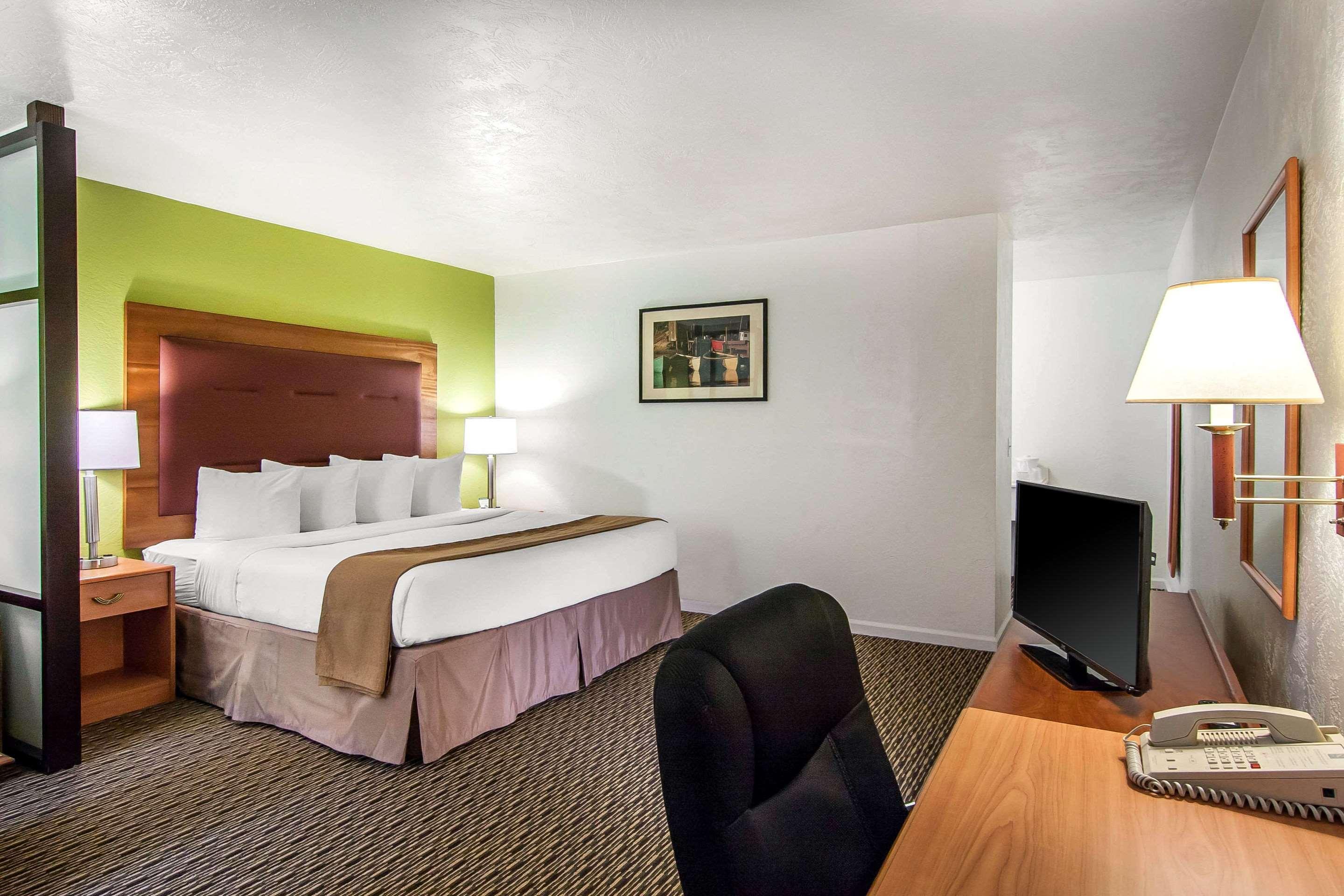 Quality Inn & Suites At Coos Bay Норт-Бенд Экстерьер фото