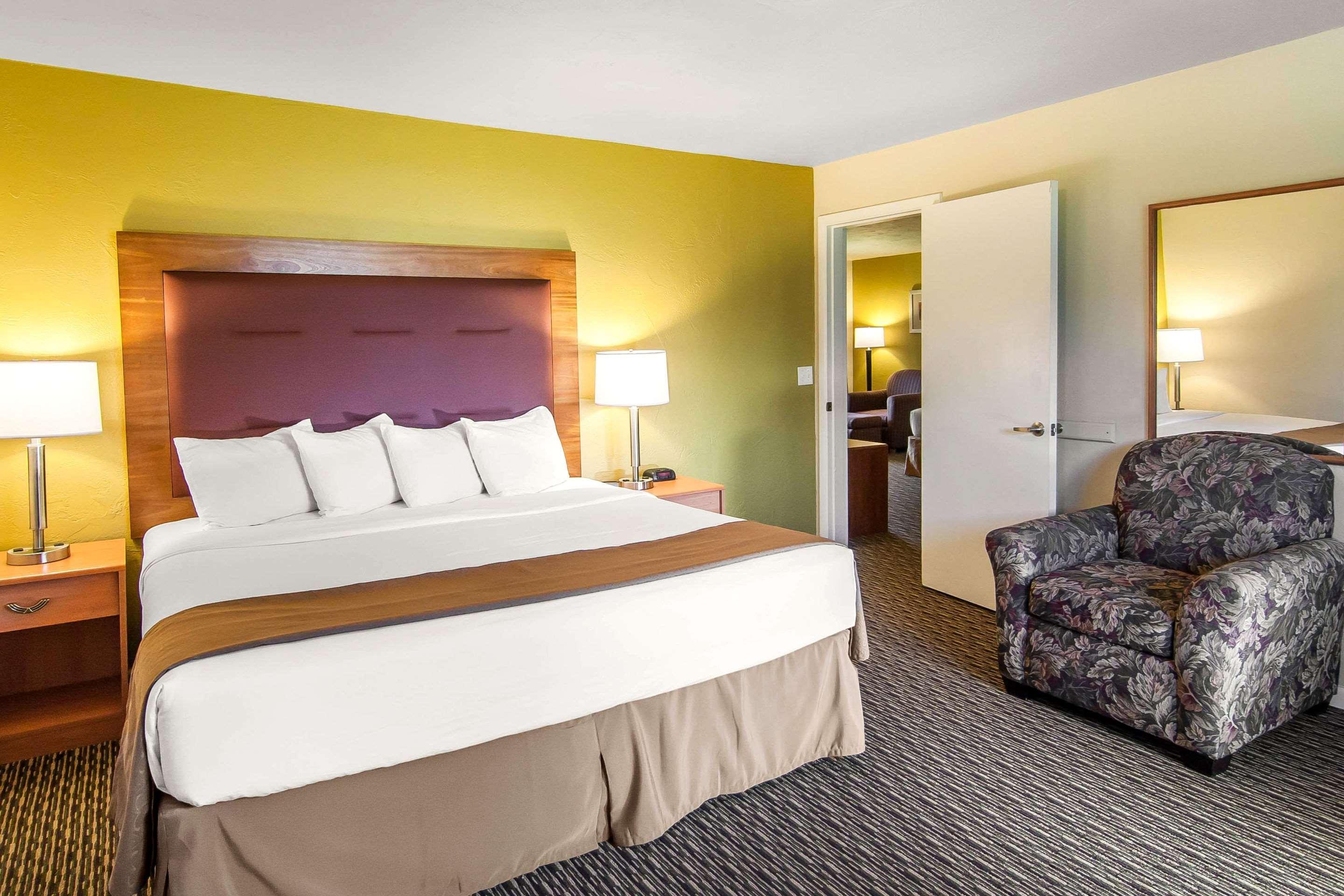 Quality Inn & Suites At Coos Bay Норт-Бенд Экстерьер фото