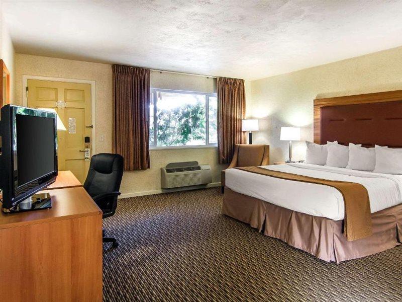 Quality Inn & Suites At Coos Bay Норт-Бенд Экстерьер фото