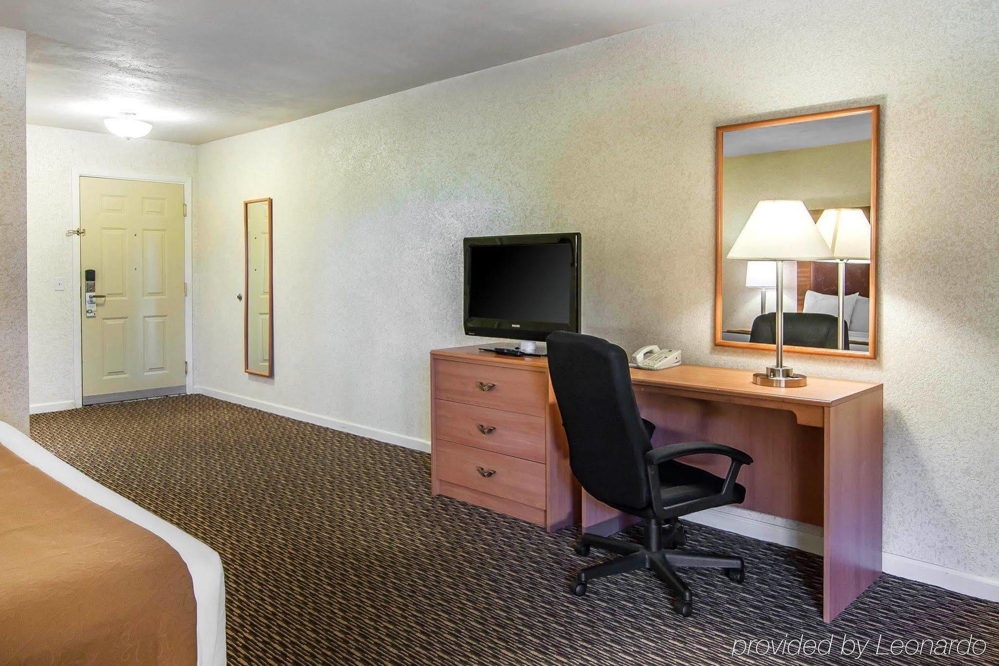 Quality Inn & Suites At Coos Bay Норт-Бенд Экстерьер фото